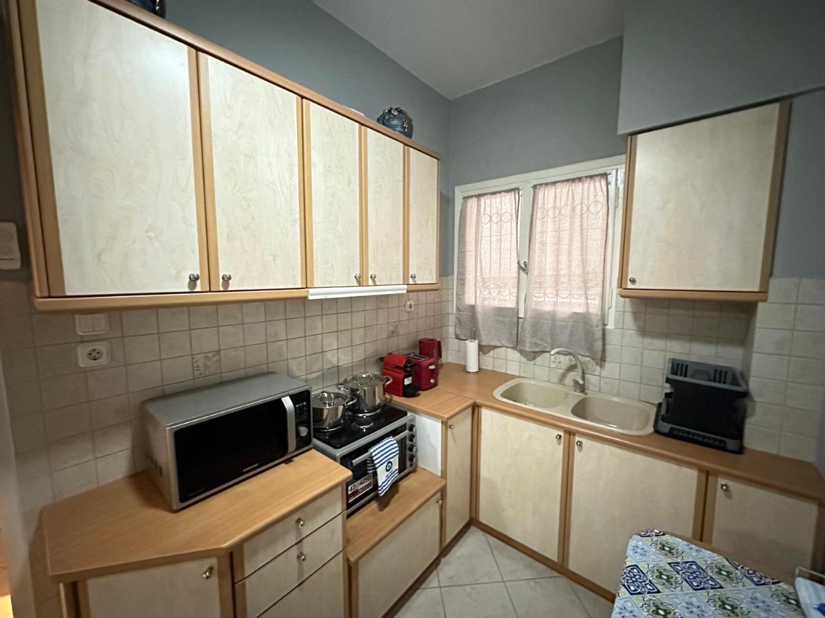 Cozy Apartment Near The City Center And Beaches เอเธนส์ ภายนอก รูปภาพ
