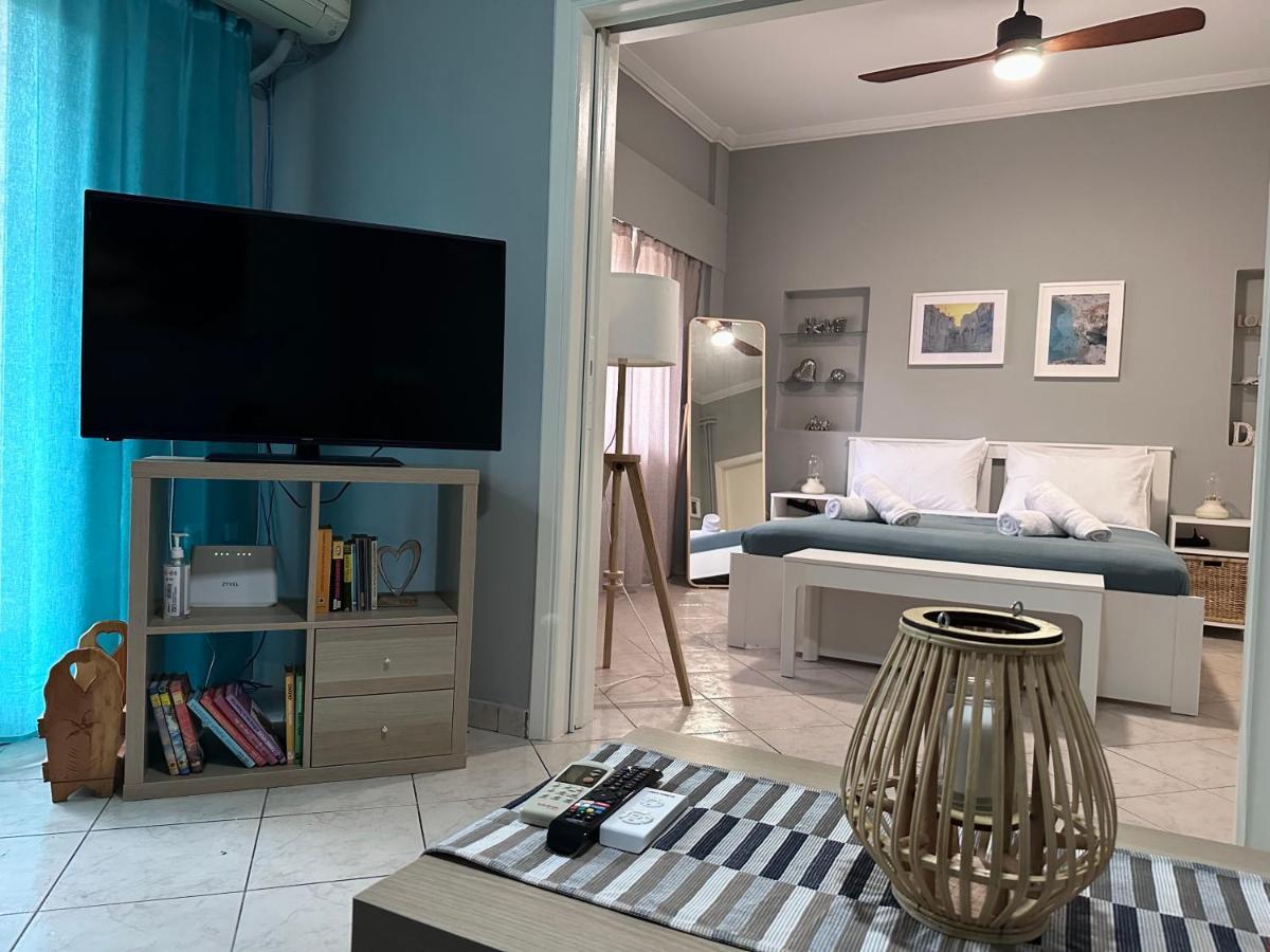 Cozy Apartment Near The City Center And Beaches เอเธนส์ ภายนอก รูปภาพ