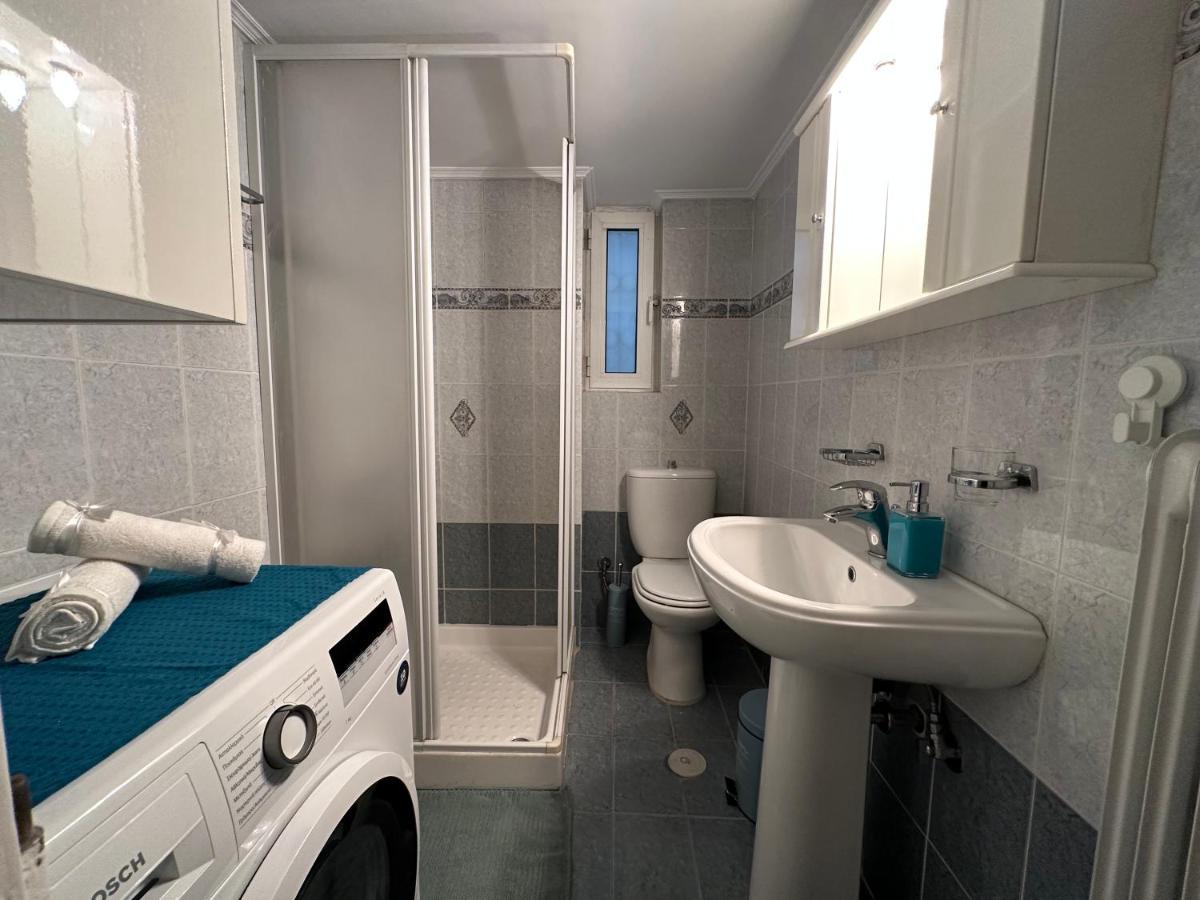 Cozy Apartment Near The City Center And Beaches เอเธนส์ ภายนอก รูปภาพ